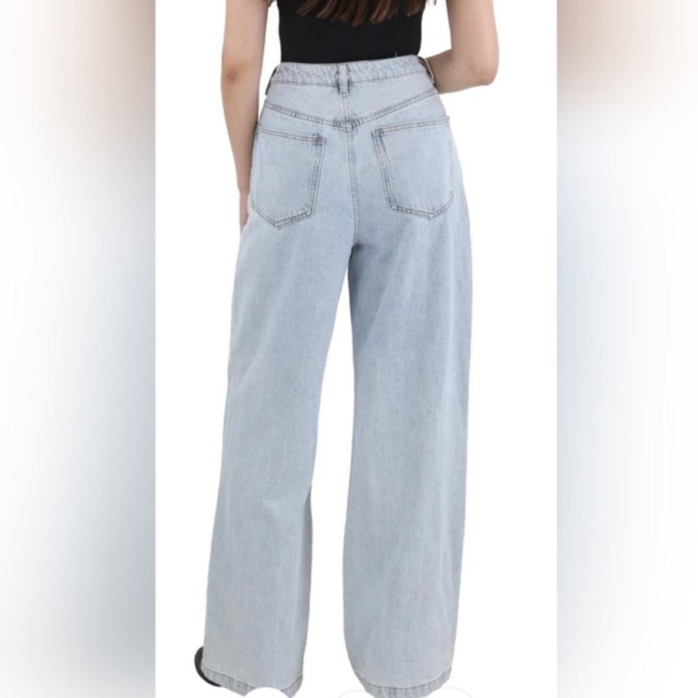 WeWoreWhat High Rise Wide Leg Jeans in ODG Light Wash - Picture 2 of 6